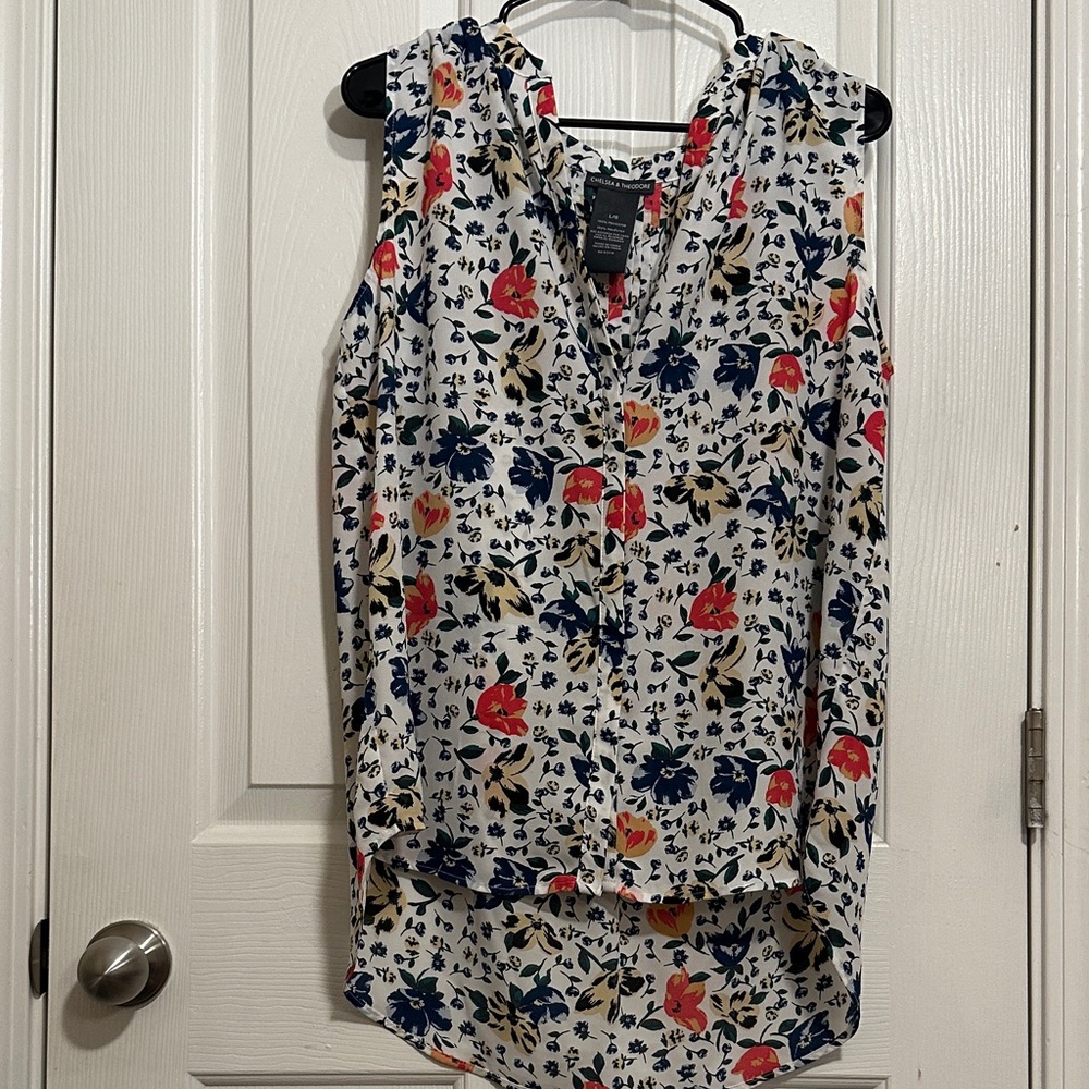 Chelsea & Theodore Floral Sleeveless Blouse - Red, Blue, Cream